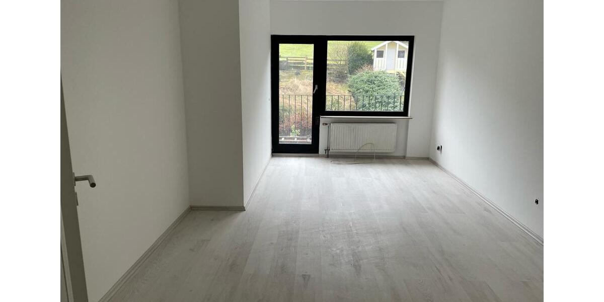 Reihenhaus Düsseldorf Stadtbezirk 3 - 5 Zimmer, 165 m&sup2;, 1.800&euro; | Angebot:25967730