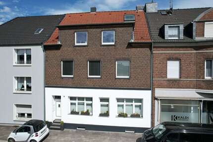 Haus Duisburg Rheinhausen - 10 Zimmer, 265 m&sup2;, 620.000&euro; | Angebot:25447366