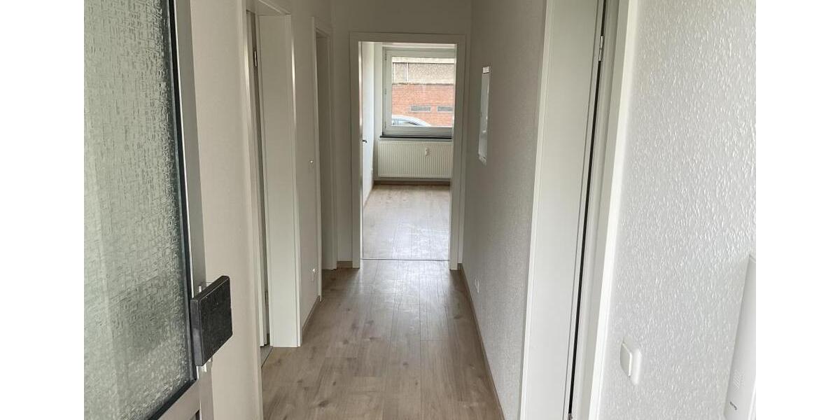 Erdgeschoßwohnung Duisburg Ruhrort - 3 Zimmer, 64 m&sup2;, 509&euro; | Angebot:25793780