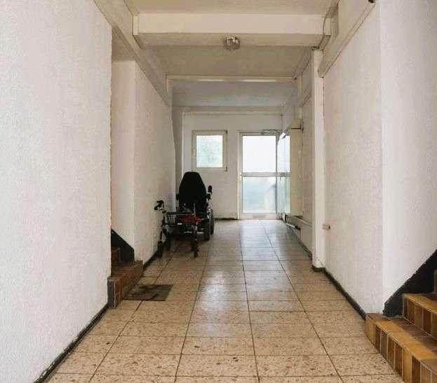 Etagenwohnung Krefeld - 2 Zimmer, 52 m&sup2;, 680&euro; | Angebot:24877612