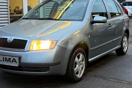 Skoda Fabia 122.300 km 2.850 &euro; Krefeld 47809