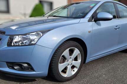 Chevrolet Cruze 154.000 km 5.990 &euro; Düsseldorf 40229