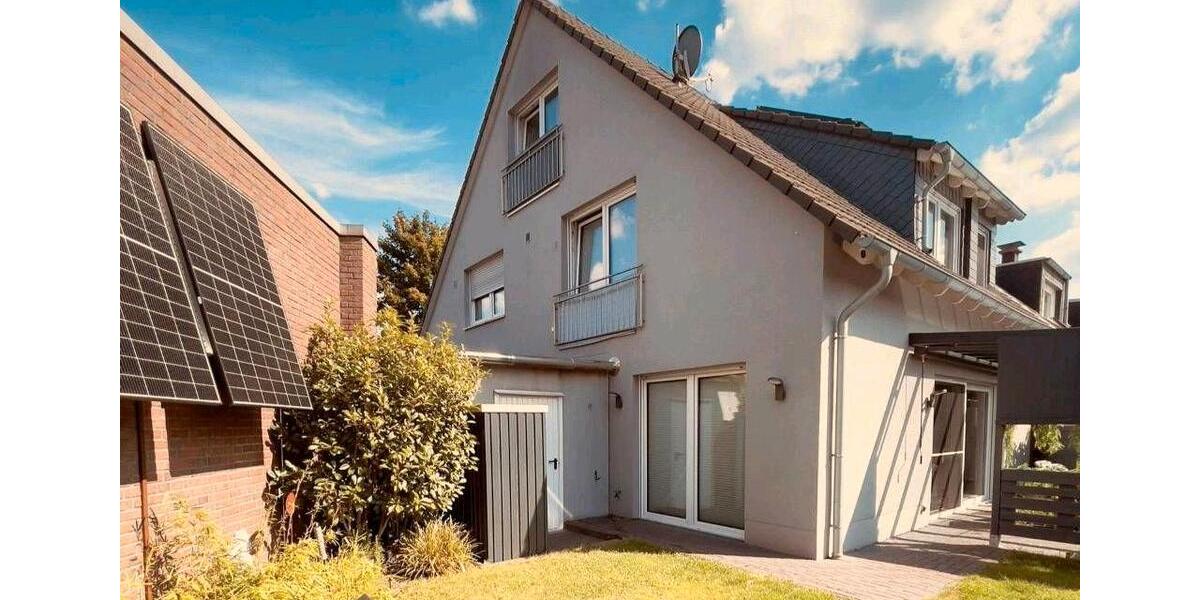 Dachgeschoßwohnung Dinslaken Hiesfeld - 2.5 Zimmer, 72 m&sup2;, 684&euro; | Angebot:26699568
