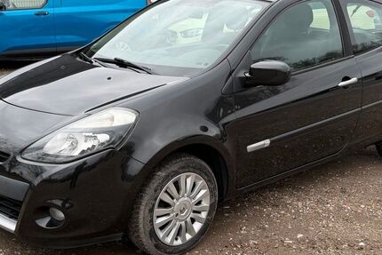 Renault Clio 180.000 km 1.990 &euro; Neukirchen-Vluyn 47506