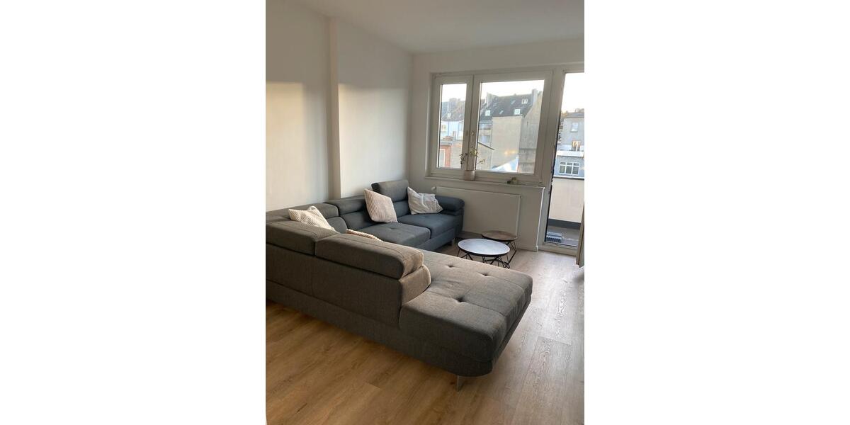 Etagenwohnung Düsseldorf Oberbilk - 2 Zimmer, 45 m&sup2;, 875&euro; | Angebot:24842486
