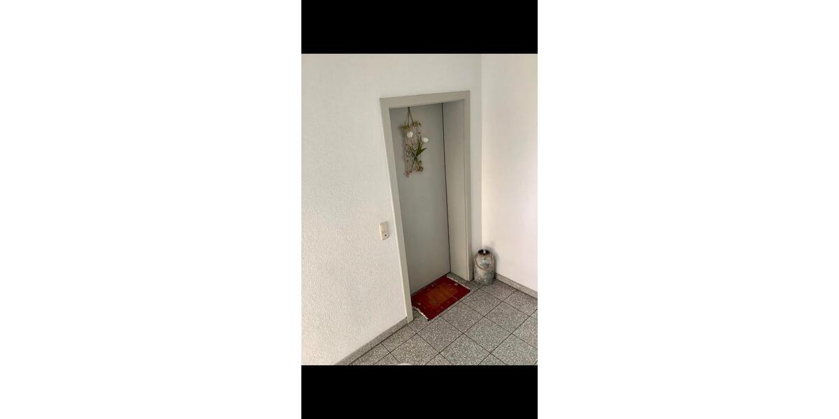 Etagenwohnung Nettetal - 2 Zimmer, 73 m&sup2;, 1.000&euro; | Angebot:26423232