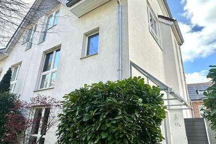 Haus Neuss Furth-Mitte - 4 Zimmer, 109 m&sup2;, 589.000&euro; | Angebot:26063441