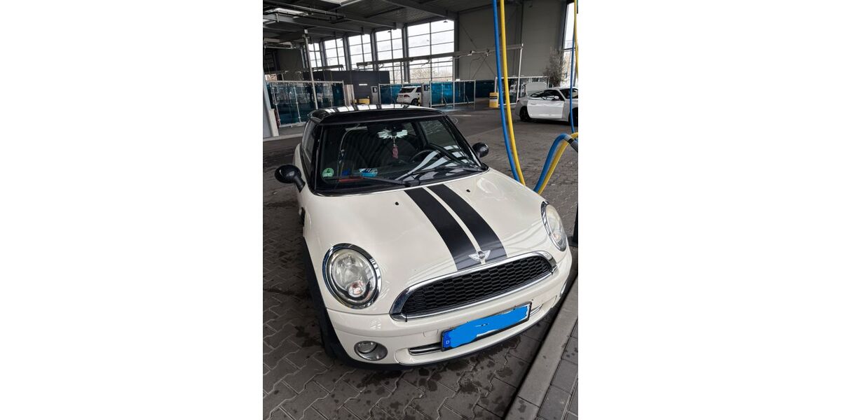 Mini ONE 143.000 km 4.000 &euro; Grefrath 47929