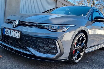 VW Golf 8.000 km 38.900 &euro; Krefeld 47829