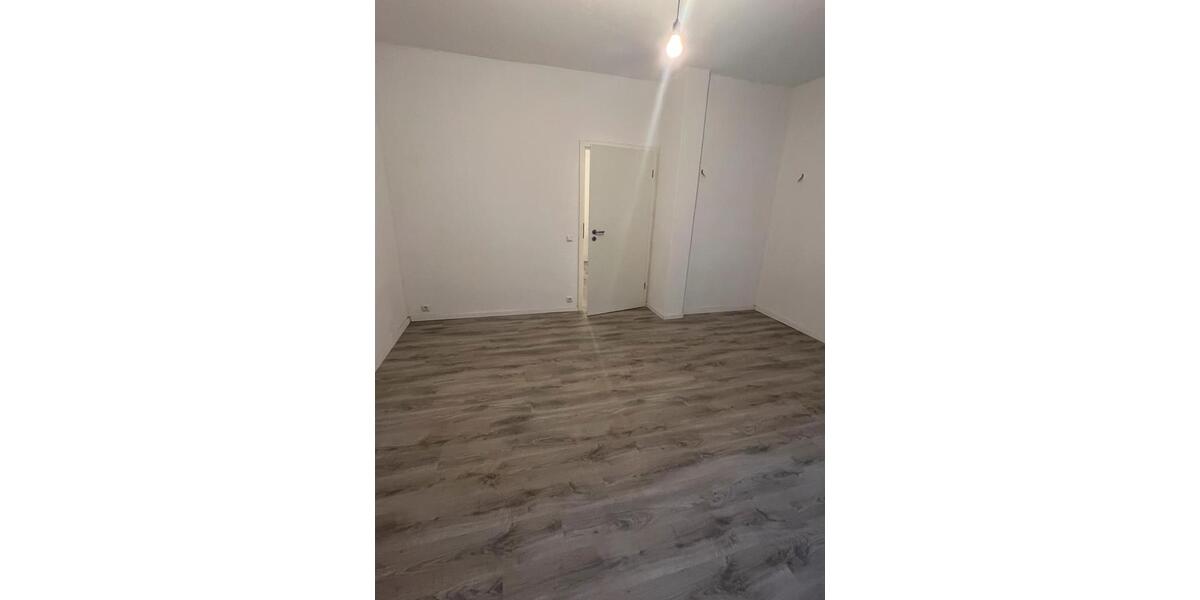 Erdgeschoßwohnung Duisburg Duisburg-Mitte - 2 Zimmer, 43 m&sup2;, 400&euro; | Angebot:25195607