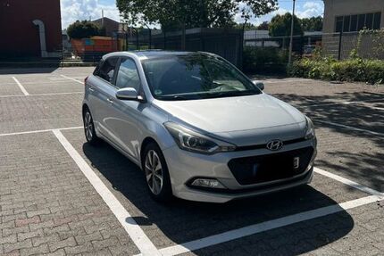 Hyundai i20 102.658 km 7.800 &euro; Viersen 41748