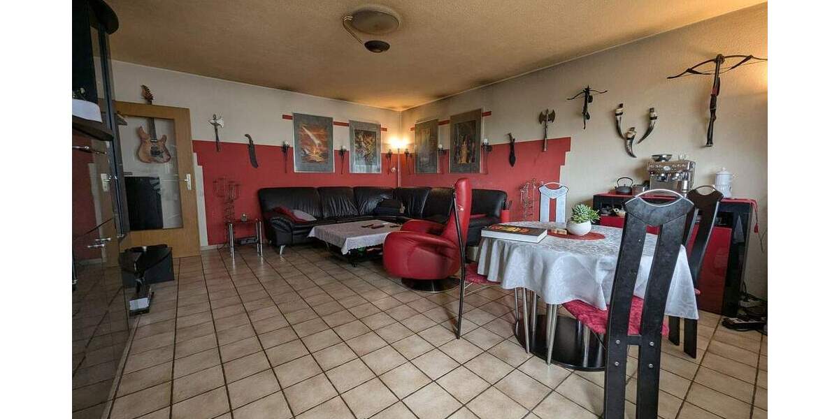 Etagenwohnung Wesel - 3 Zimmer, 83 m&sup2;, 117.000&euro; | Angebot:25801250