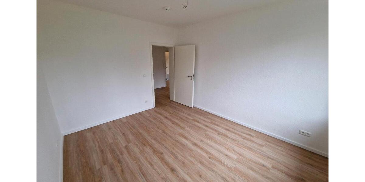 Erdgeschoßwohnung Mülheim an der Ruhr - 2 Zimmer, 48 m&sup2;, 566&euro; | Angebot:25922815