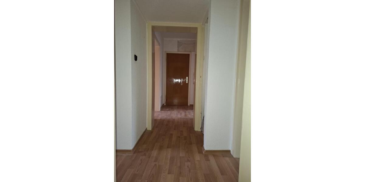 Etagenwohnung Duisburg Ruhrort - 3 Zimmer, 67 m&sup2;, 650&euro; | Angebot:24002367