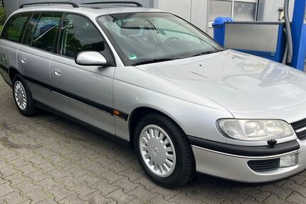 Opel Omega 151.000 km 3.850 &euro; Mülheim 45372