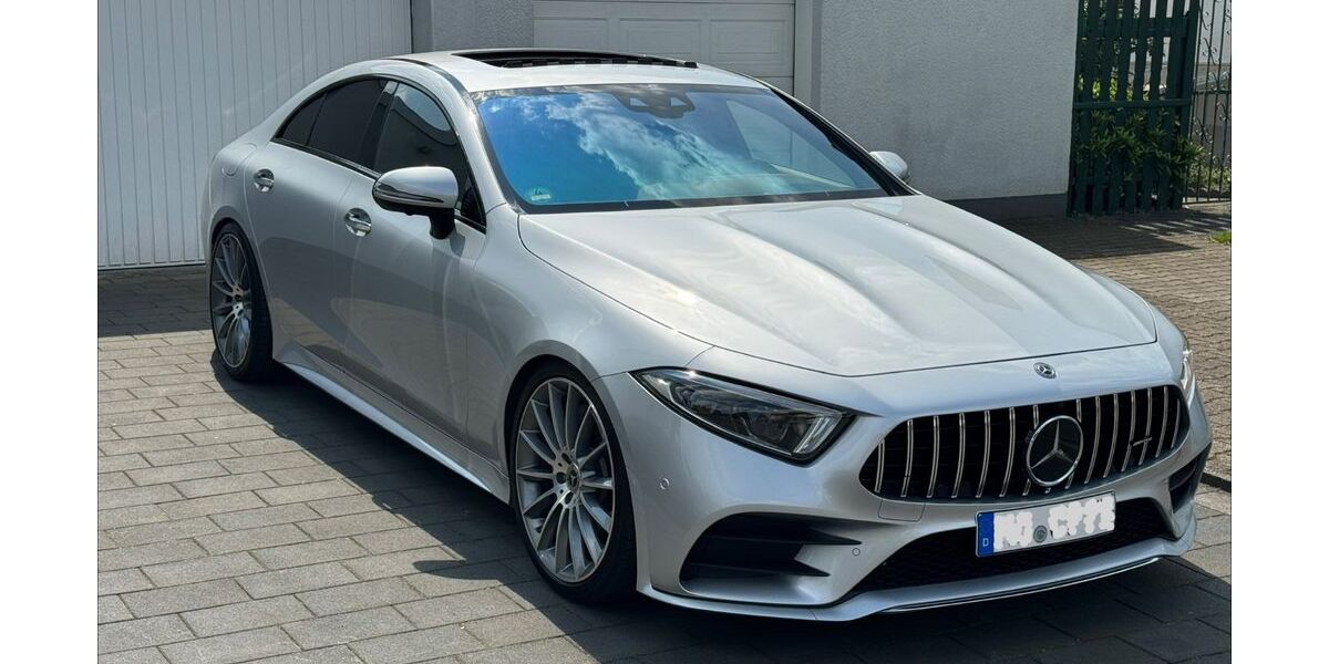 Mercedes-Benz CLS 300 177.000 km 35.900 &euro; Dinslaken 46537