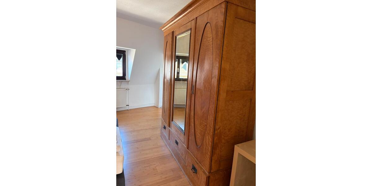Etagenwohnung Duisburg Mittelmeiderich - 2.5 Zimmer, 70 m&sup2;, 800&euro; | Angebot:26676660