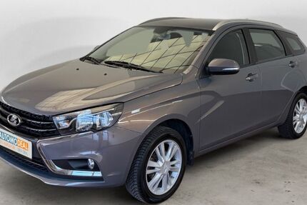 Lada Vesta 92.500 km 7.949 &euro; Moers 47445