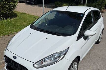 Ford Fiesta 121.600 km 5.999 &euro; Essen 45133