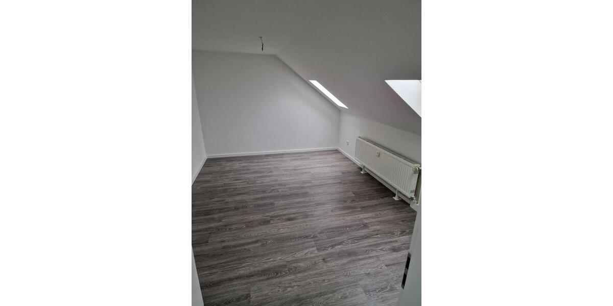 Etagenwohnung Duisburg Mittelmeiderich - 3 Zimmer, 74 m&sup2;, 630&euro; | Angebot:25614422