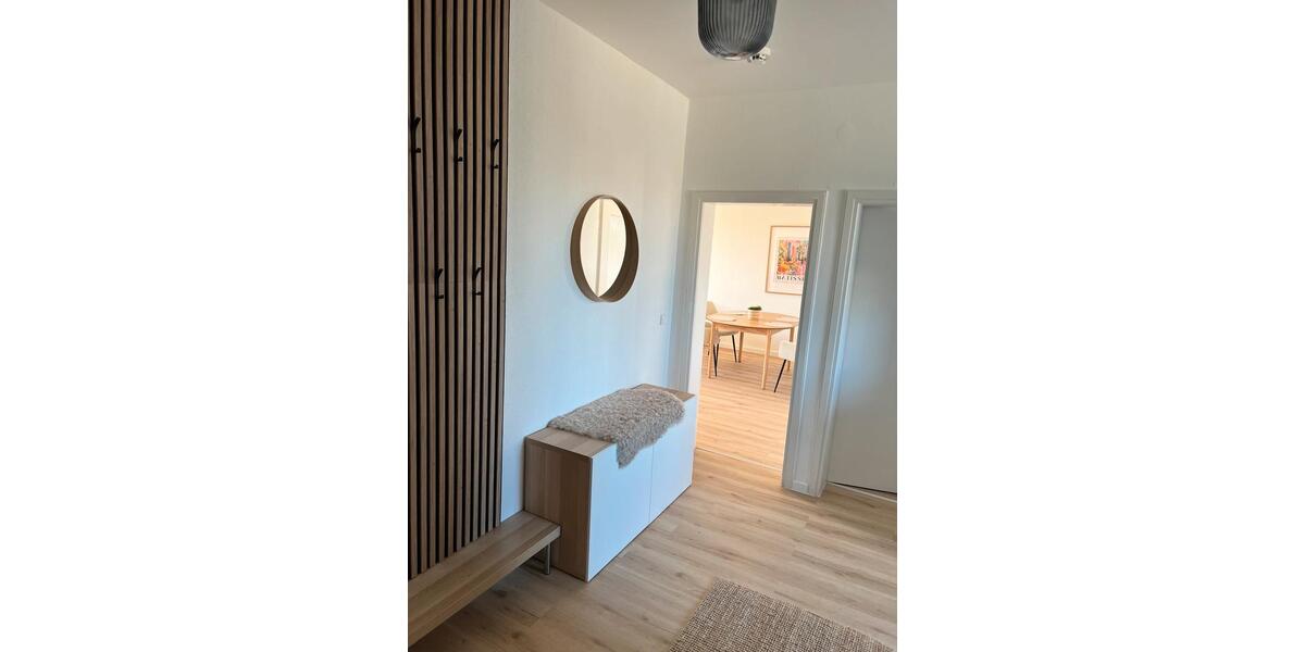 Etagenwohnung Düsseldorf Niederkassel - 2 Zimmer, 60 m&sup2;, 1.850&euro; | Angebot:26374085