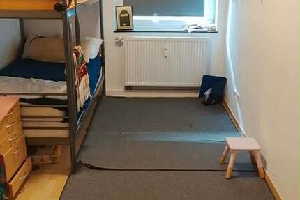 Wohnung Düsseldorf Stadtbezirk 8 - 1 Zimmer, 68 m&sup2;, 650&euro; | Angebot:25972374