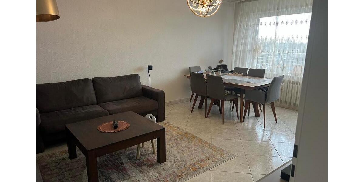 Etagenwohnung Voerde (Niederrhein) - 3.5 Zimmer, 82 m&sup2;, 179.000&euro; | Angebot:20438412