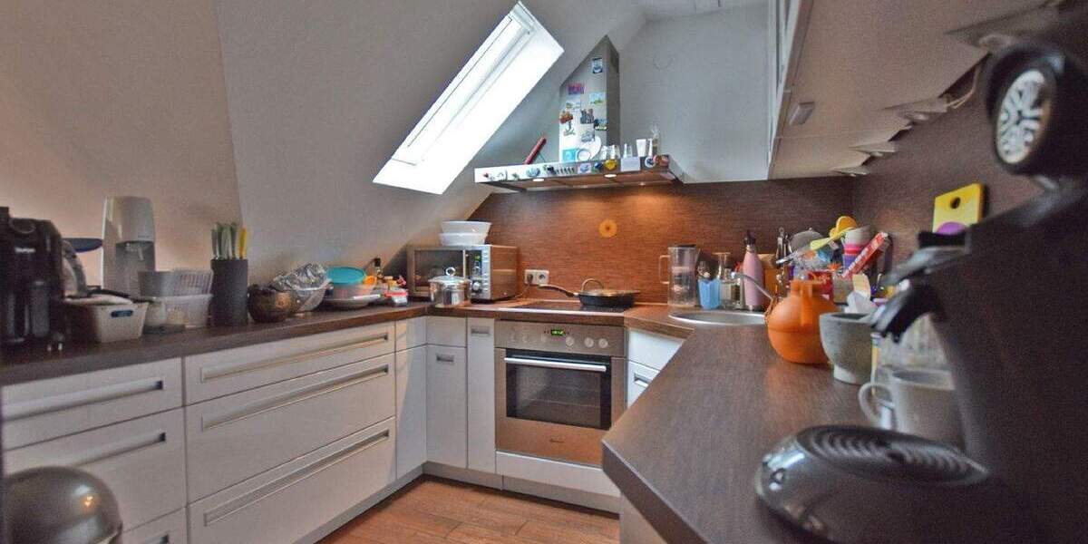 Etagenwohnung Essen Rüttenscheid - 4 Zimmer, 80 m&sup2;, 185.000&euro; | Angebot:25696413