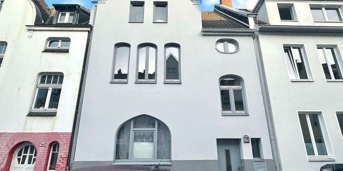 Einfamilienhaus Düsseldorf Heerdt - 6 Zimmer, 165 m&sup2;, 889.000&euro; | Angebot:24558177