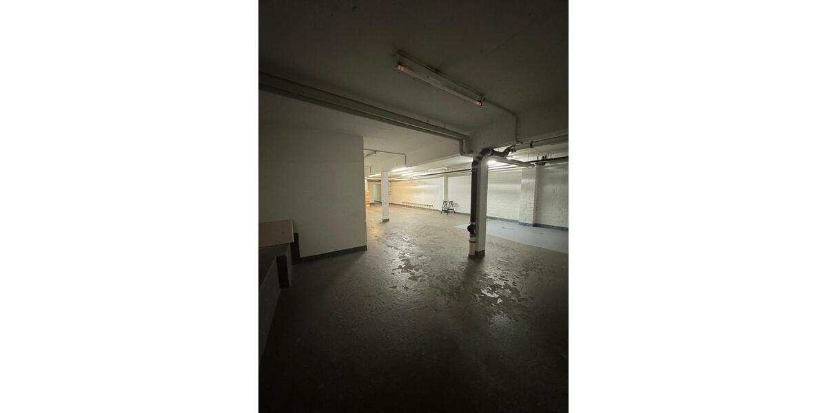 Gewerbeobjekt Düsseldorf Stadtbezirk 3 - 1.380&euro; | Angebot:24916667