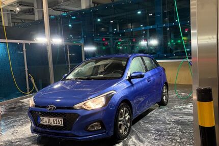 Hyundai i20 70.000 km 7.699 &euro; Krefeld 47829