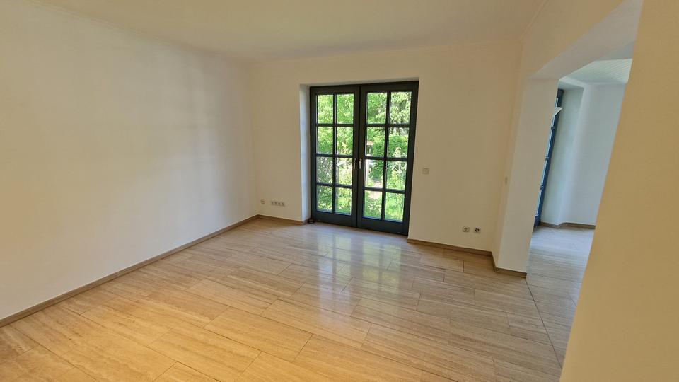 Erdgeschoßwohnung Duisburg Rheinhausen - 4 Zimmer, 149 m&sup2;, 1.600&euro; | Angebot:26531409