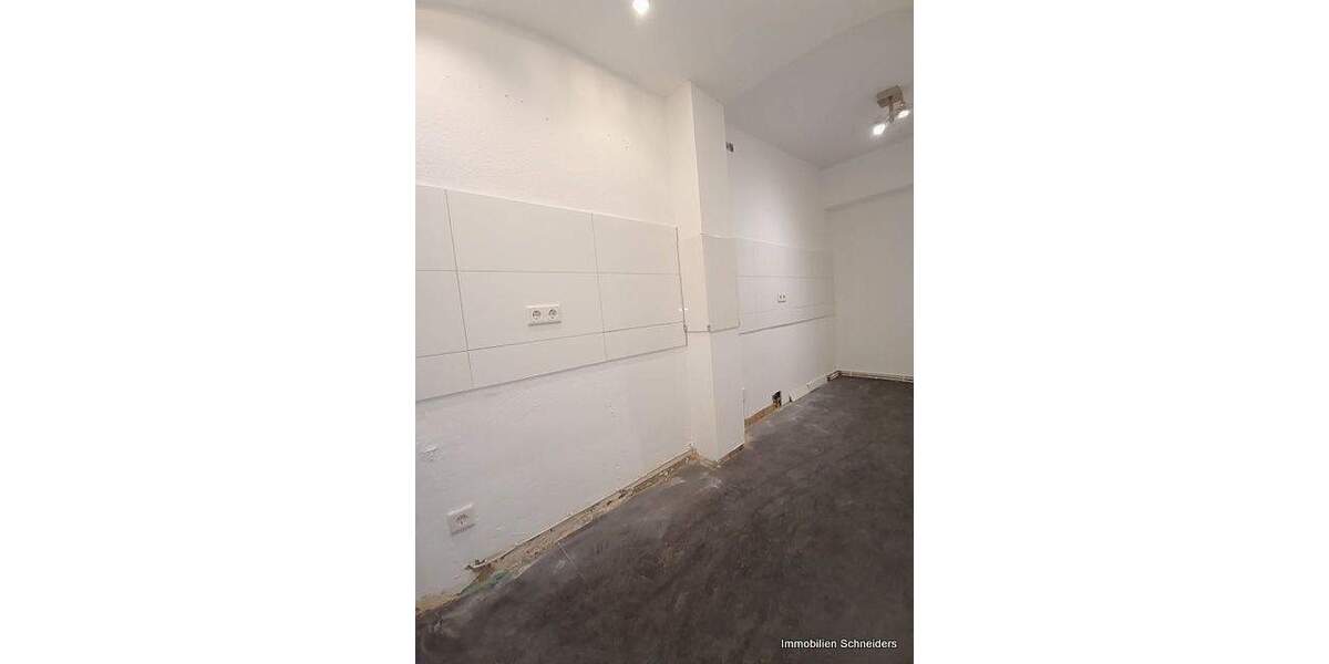 Etagenwohnung Krefeld Cracau - 2 Zimmer, 64 m&sup2;, 580&euro; | Angebot:25817786