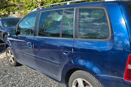 VW Touran 262.000 km 1.200 &euro; KEMPEN 47906