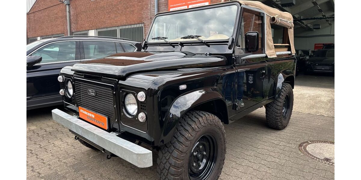 Land Rover Defender 16.500 km 99.000 &euro; Düsseldorf 40549