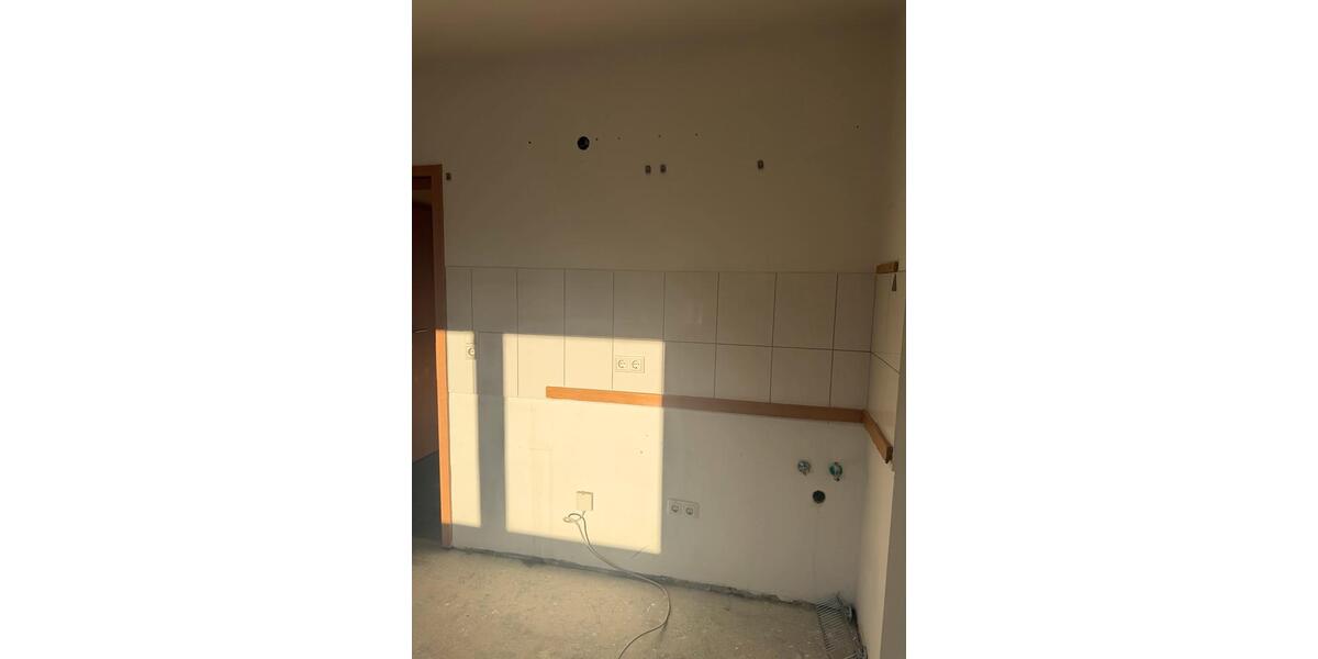 Etagenwohnung Duisburg Mittelmeiderich - 1 Zimmer, 40 m&sup2;, 610&euro; | Angebot:25994205