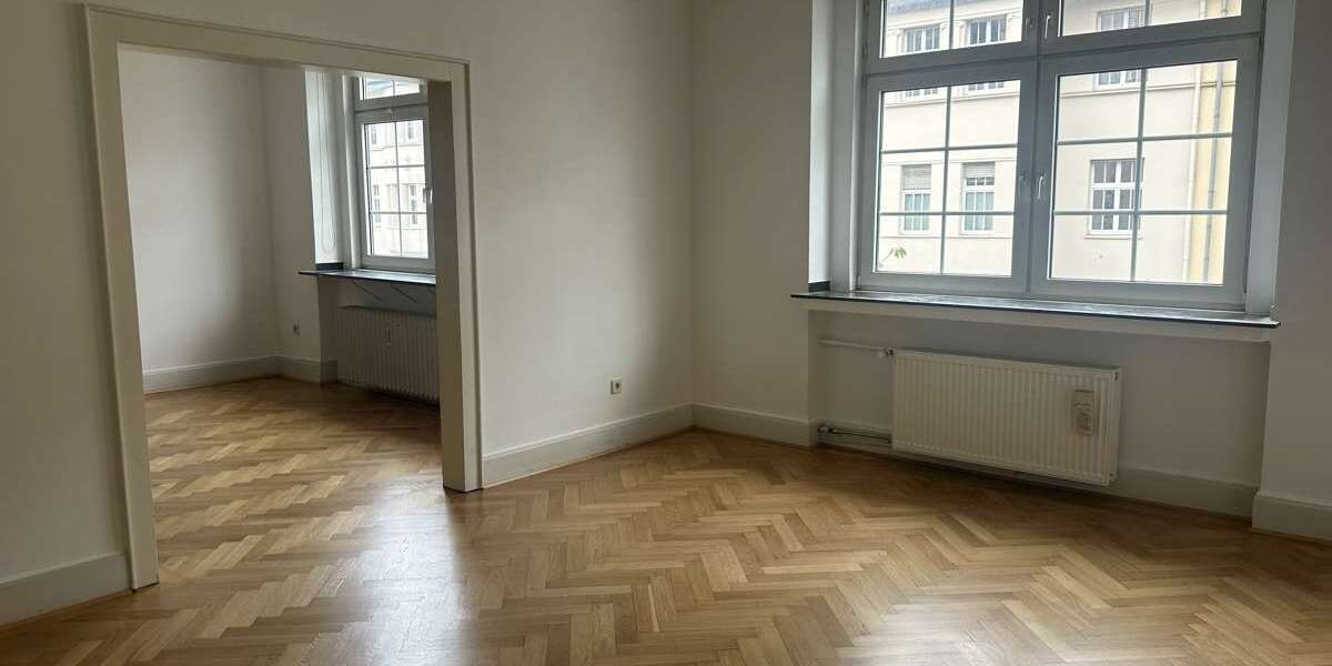 Etagenwohnung Düsseldorf Niederkassel - 3 Zimmer, 99 m&sup2;, 1.390&euro; | Angebot:27312376