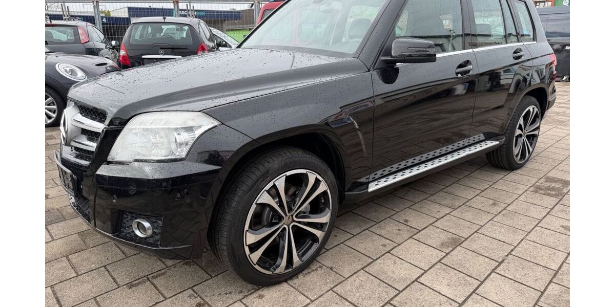Mercedes-Benz GLK 320 217.000 km 8.950 &euro; Neuss 41462
