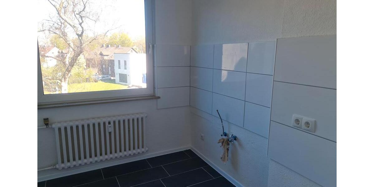 Etagenwohnung Duisburg Hamborn - 4 Zimmer, 74 m&sup2;, 528&euro; | Angebot:26007304