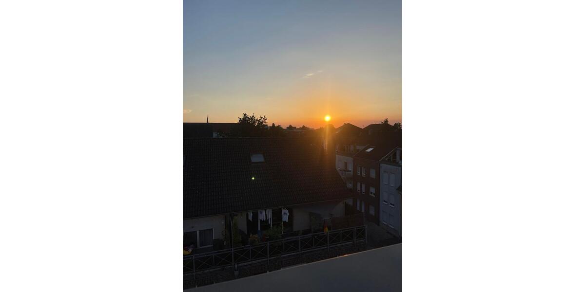 Einfamilienhaus Moers - 4 Zimmer, 93 m&sup2;, 1.680&euro; | Angebot:25782659