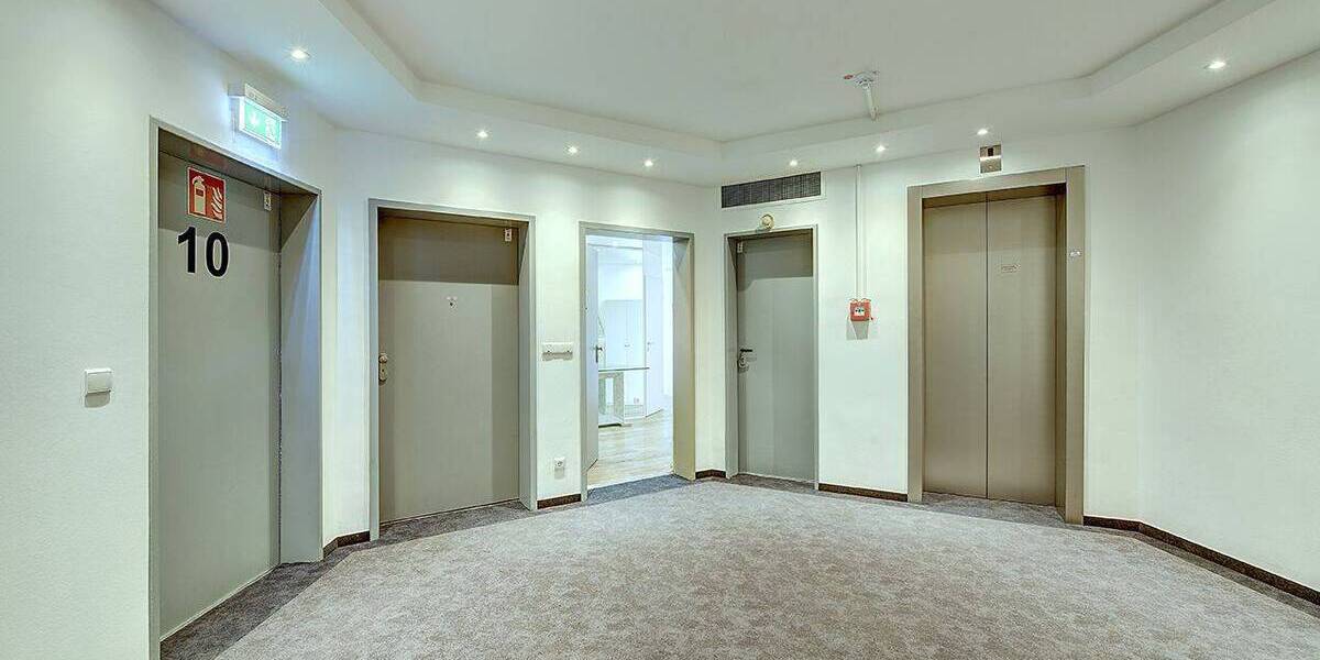 Etagenwohnung Düsseldorf Golzheim - 2 Zimmer, 65 m&sup2;, 385.000&euro; | Angebot:26731330