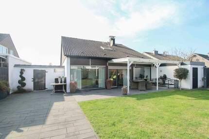 Haus Moers Scherpenberg - 4 Zimmer, 113 m&sup2;, 469.000&euro; | Angebot:25737922