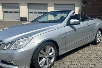 Mercedes-Benz E 250 183.600 km 12.490 &euro; krefeld 47804
