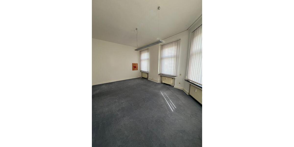 Gewerbeobjekt Duisburg - 1.500&euro; | Angebot:25406347