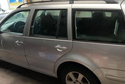 VW Golf 200.000 km 2.100 &euro; duisburg 47051