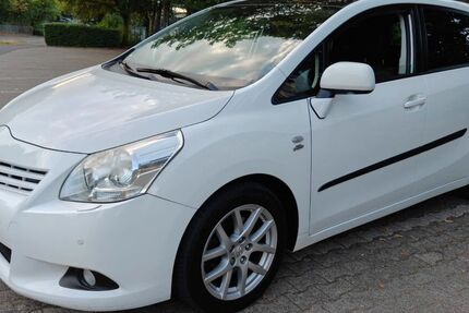 Toyota Verso 225.209 km 6.450 &euro; NEUSS 41462