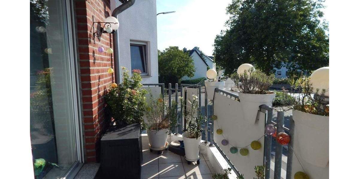 Etagenwohnung Moers Hochstraß - 2 Zimmer, 59 m&sup2;, 174.000&euro; | Angebot:25670154