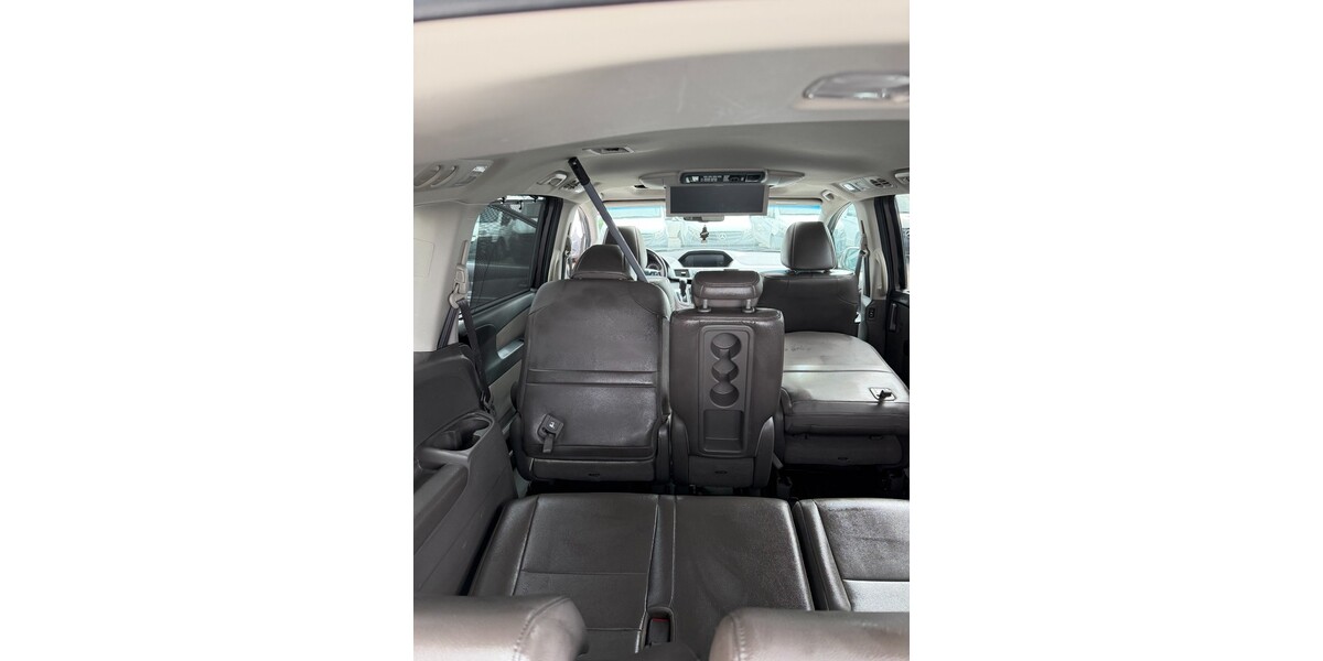 Honda Odyssey 208.000 km 12.499 &euro; Willich 47877