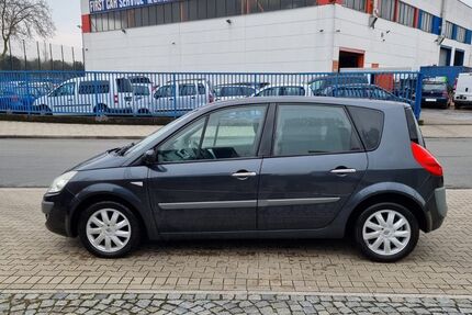 Renault Scenic 132.790 km 2.899 &euro; Düsseldorf 40599