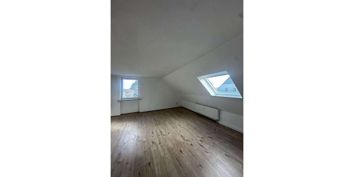 Etagenwohnung Kaarst Büttgen - 3 Zimmer, 77 m&sup2;, 1.080&euro; | Angebot:24683306